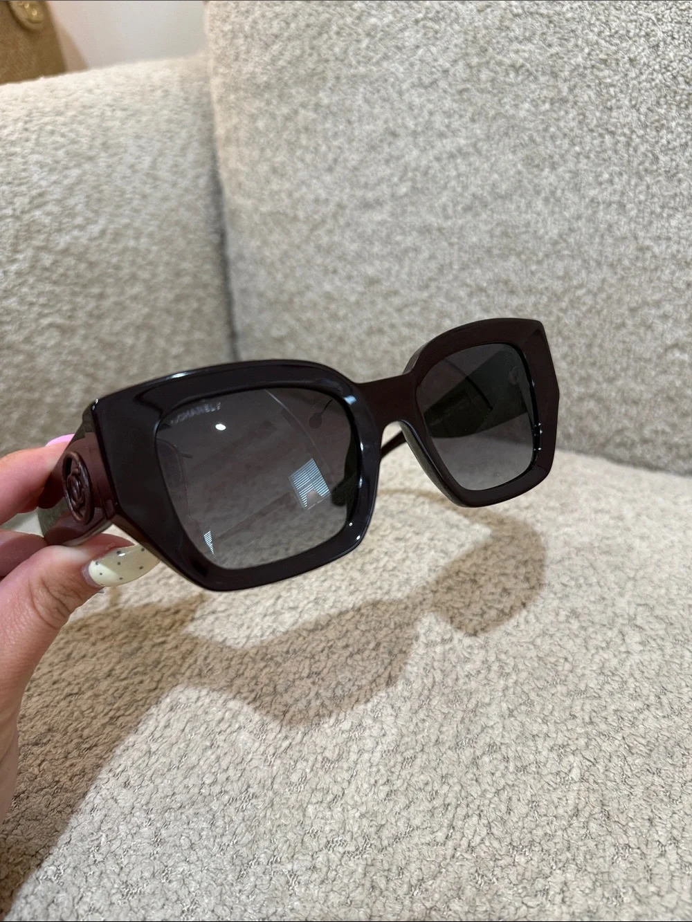 Chanel 5506-a deep burgundy Oversized Square Sunglasses in Black - Picture 2 of 7